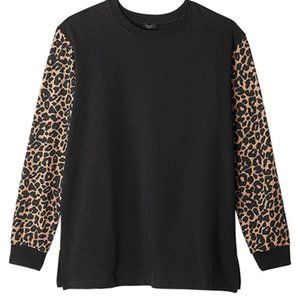 🆕️ Animal Printed Sleeve Top Large NEW
